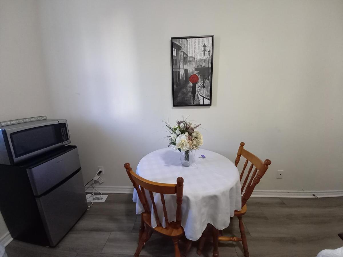 Main Suite Kingston Esterno foto