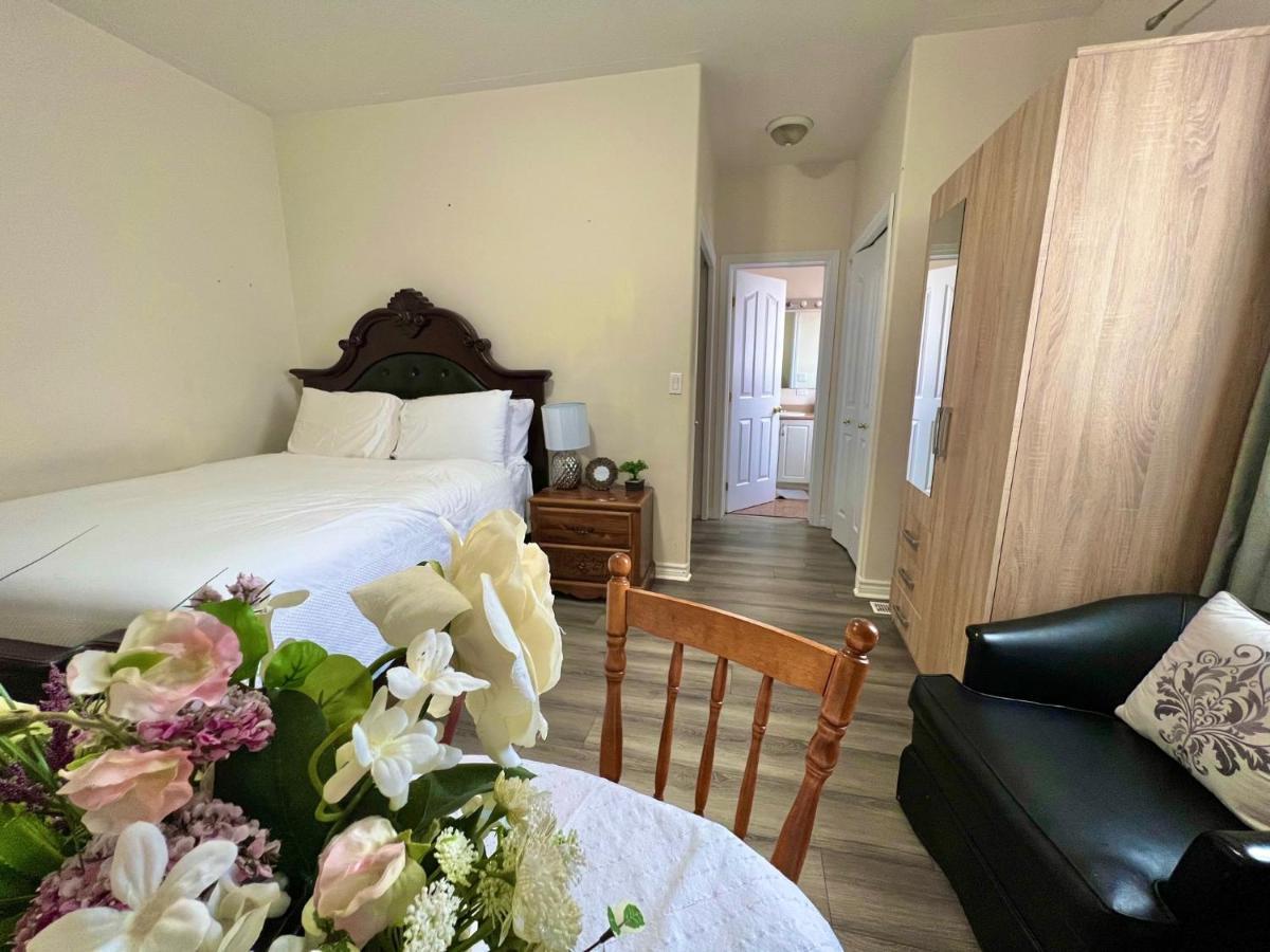 Main Suite Kingston Esterno foto