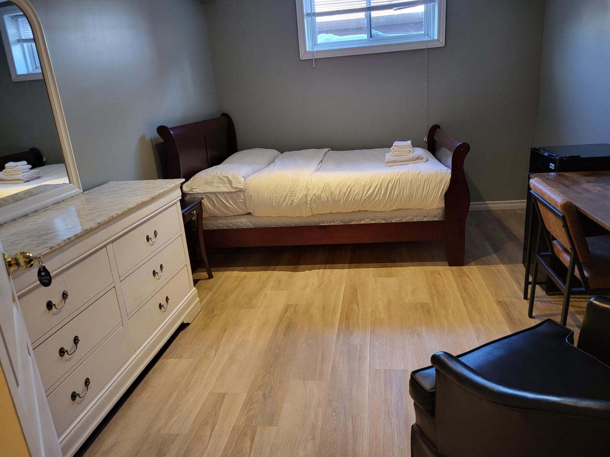 Main Suite Kingston Esterno foto